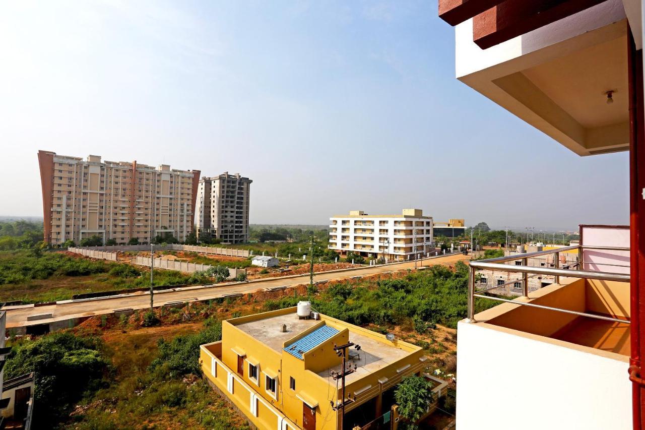 Oyo 17276 The Maple Tree Hotels Bhubaneswar Exteriör bild