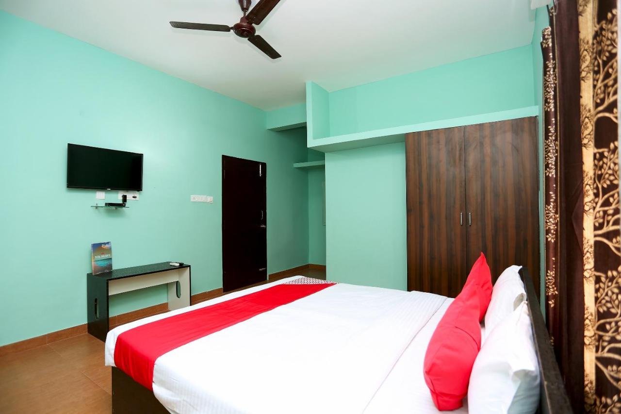 Oyo 17276 The Maple Tree Hotels Bhubaneswar Exteriör bild