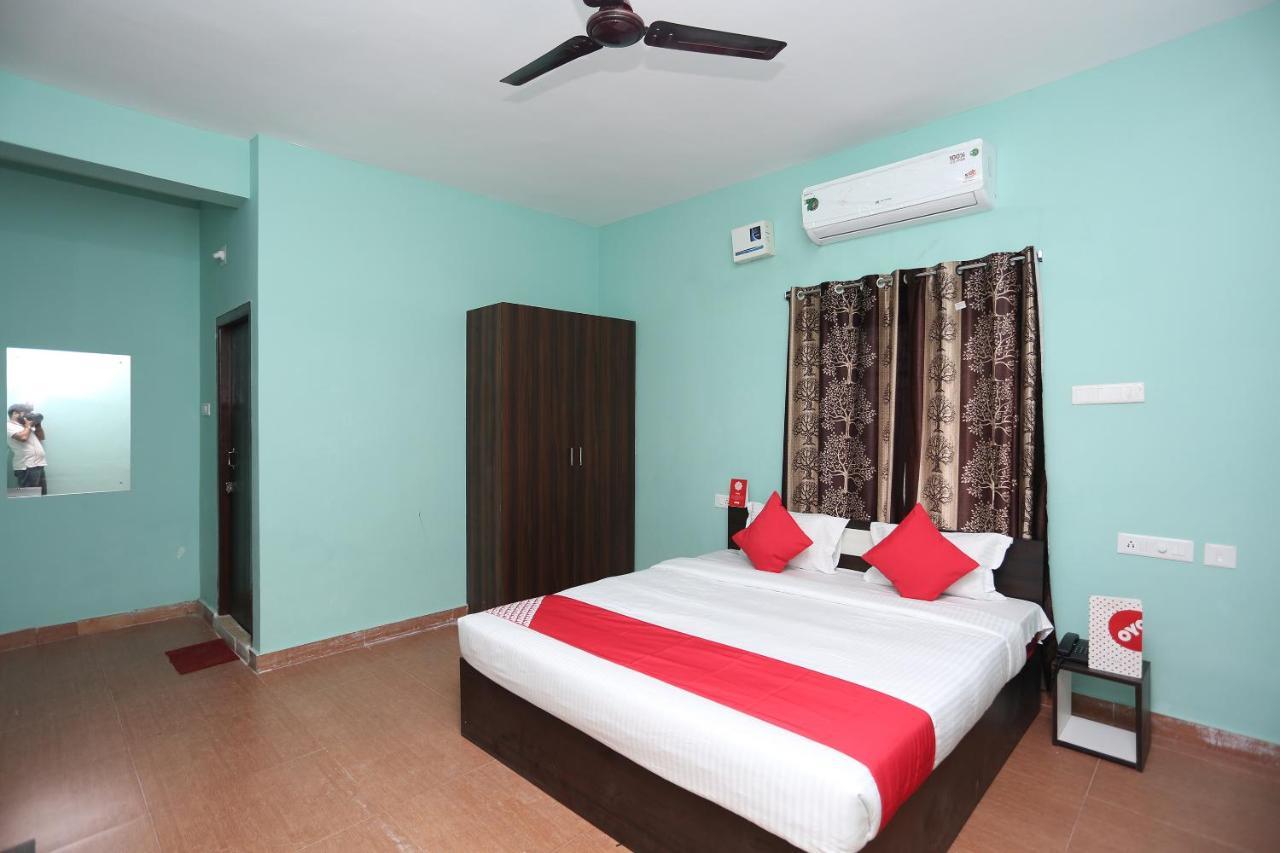 Oyo 17276 The Maple Tree Hotels Bhubaneswar Exteriör bild