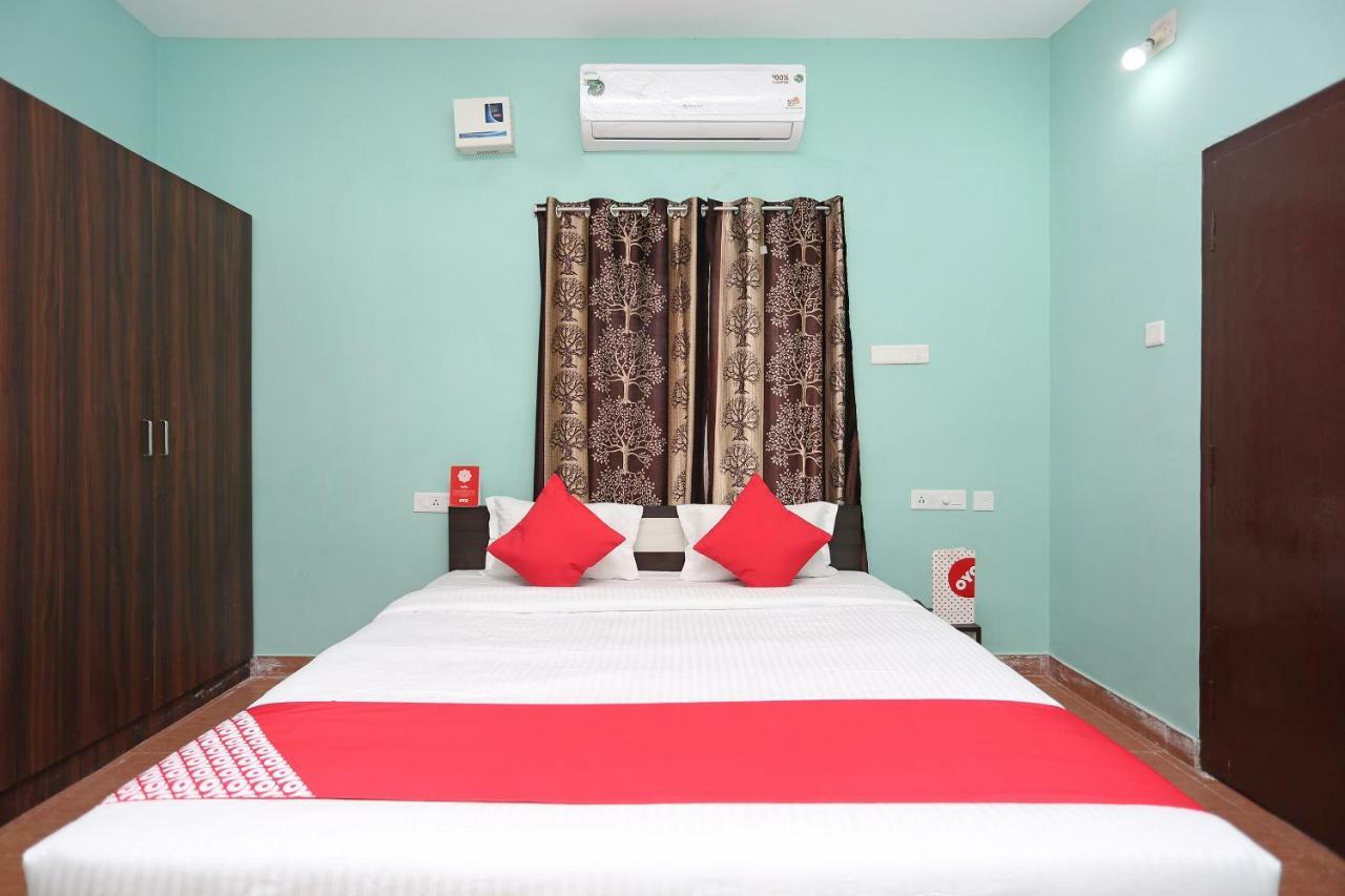 Oyo 17276 The Maple Tree Hotels Bhubaneswar Exteriör bild